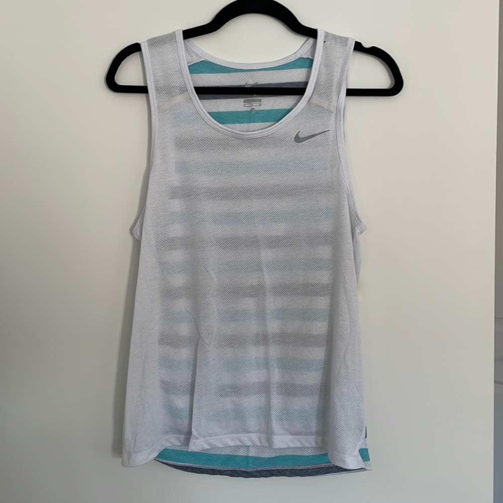 Nike work out tank